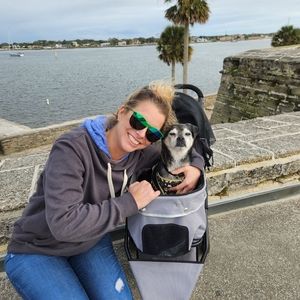 Meet your Posher, Robyn